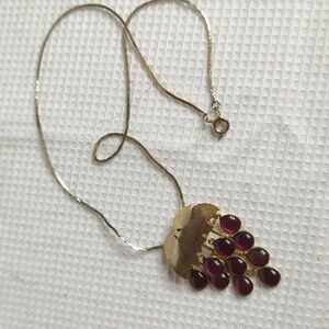Vintage dandle grape cluster necklace